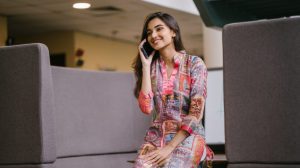 eSettlement agent on the phone to conveyancer